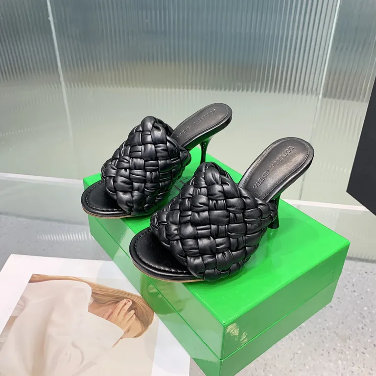 Bottega Veneta Shoe 